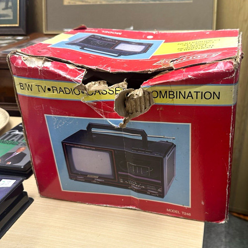 Lloydtron t246 5in crt - 5in,