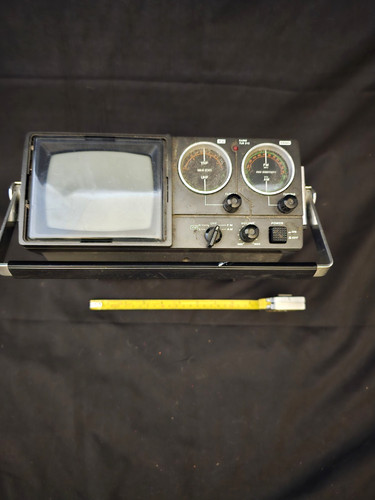 Crown stv 524r portable - crown,