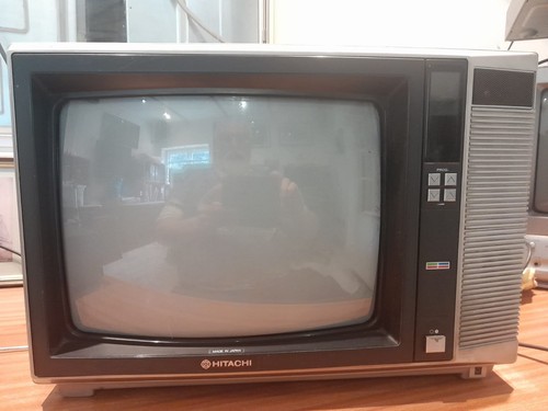 Hitachi crt portable tv - hitachi, "portable"
